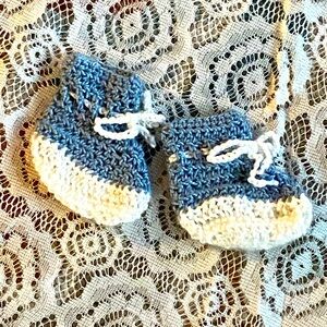 Crochet baby booties